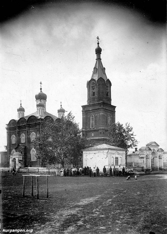 Церковь Покрова Пресвятой Богородицы, Кривское (Далматовский район, Курганская область). архивная фотография, фото 1924 года. с http://www.kurgangen.ru/photos/displayimage.php?album=toprated&cat=7&pos=62