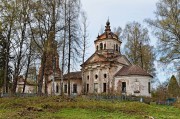 Покров-Пема. Воскресения Христова, церковь