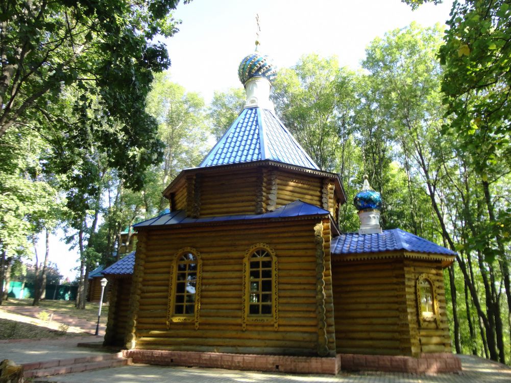 Иоанно-Богословский Макаровский мужской монастырь. Ближний скит. Церковь Феодора Ушакова, Макаровка (Саранск, город, Республика Мордовия). фасады