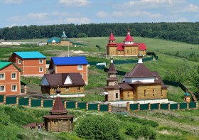 Макаровка. Иоанно-Богословский Макаровский мужской монастырь. Дальняя пустынь