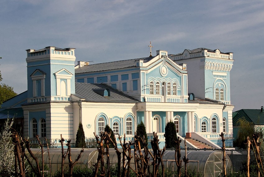 Иоанно-Богословский Макаровский мужской монастырь. Церковь Николая Чудотворца (домовая), Макаровка (Саранск, город, Республика Мордовия). фасады