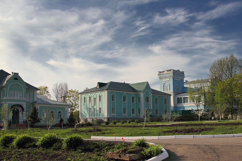 Иоанно-Богословский Макаровский мужской монастырь. Церковь Николая Чудотворца (домовая), Макаровка (Саранск, город, Республика Мордовия). общий вид в ландшафте