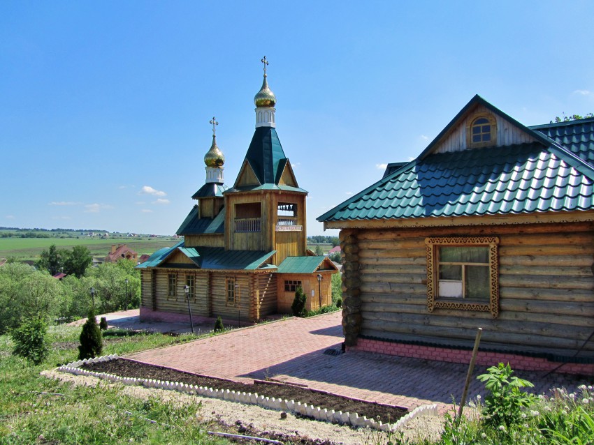 Макаровка. Иоанно-Богословский Макаровский мужской монастырь. Церковь Николая Чудотворца. фасады, вид с северо-запада