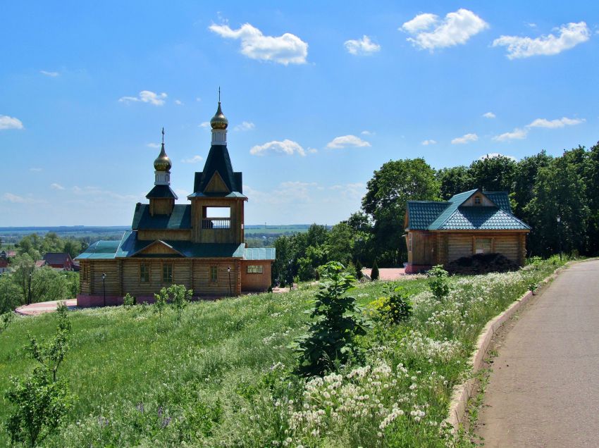 Иоанно-Богословский Макаровский мужской монастырь. Церковь Николая Чудотворца, Макаровка (Саранск, город, Республика Мордовия). общий вид в ландшафте, вид с севера