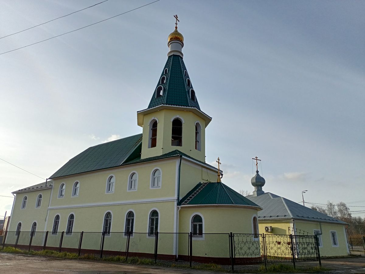 Церковь Серафима Саровского, Донской (Донской, город, Тульская область). фасады