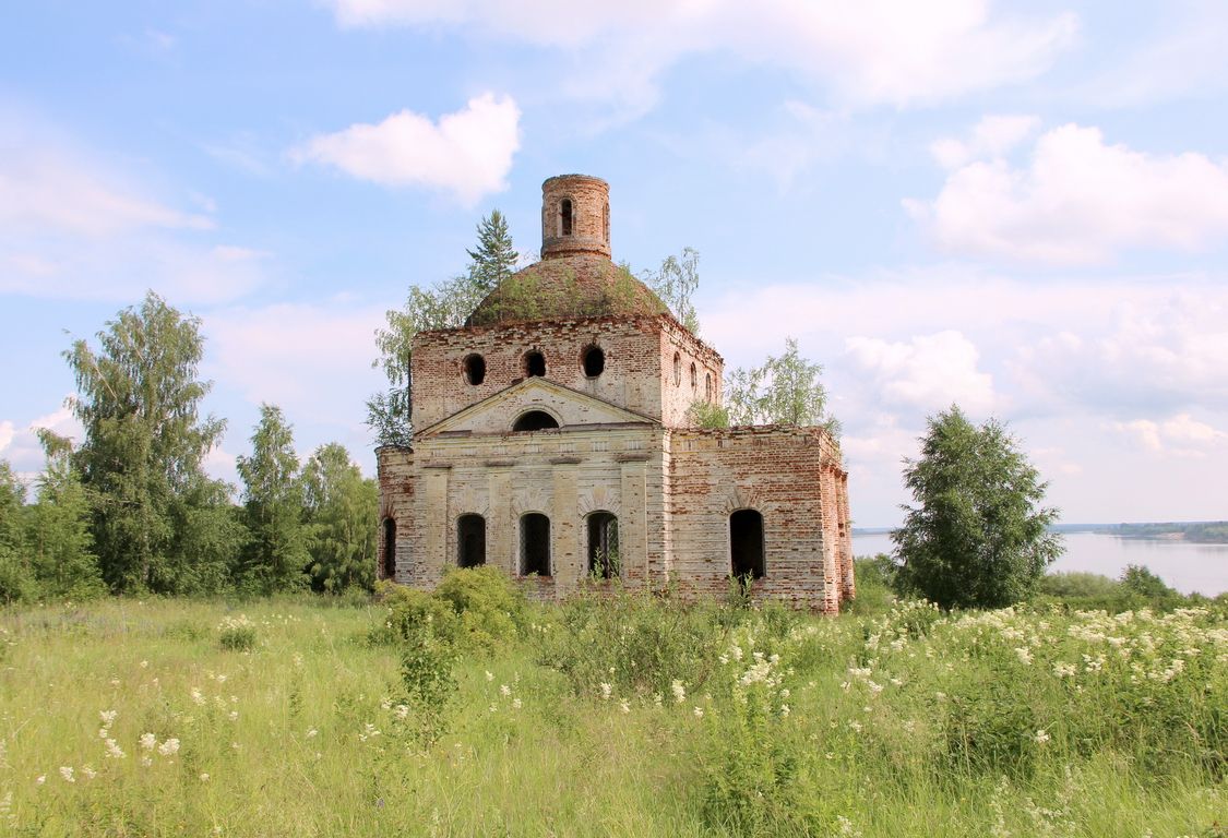 Церковь Троицы Живоначальной, Троица (Виноградовский район, Архангельская область). фасады, Вид с севера.
