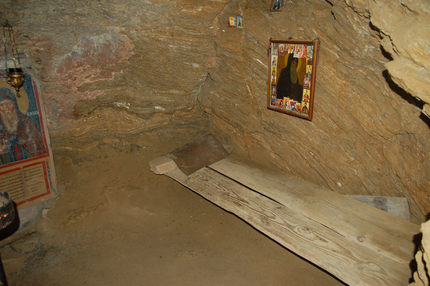 Церковь Антония Печерского, Афон (Ἀθως) (Айон-Орос (Άγιον Όρος), Греция). интерьер и убранство