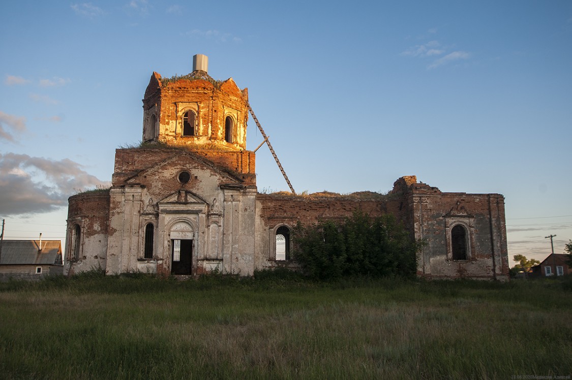 Церковь Иоанна Богослова, Матасы (Петуховский район, Курганская область). фасады