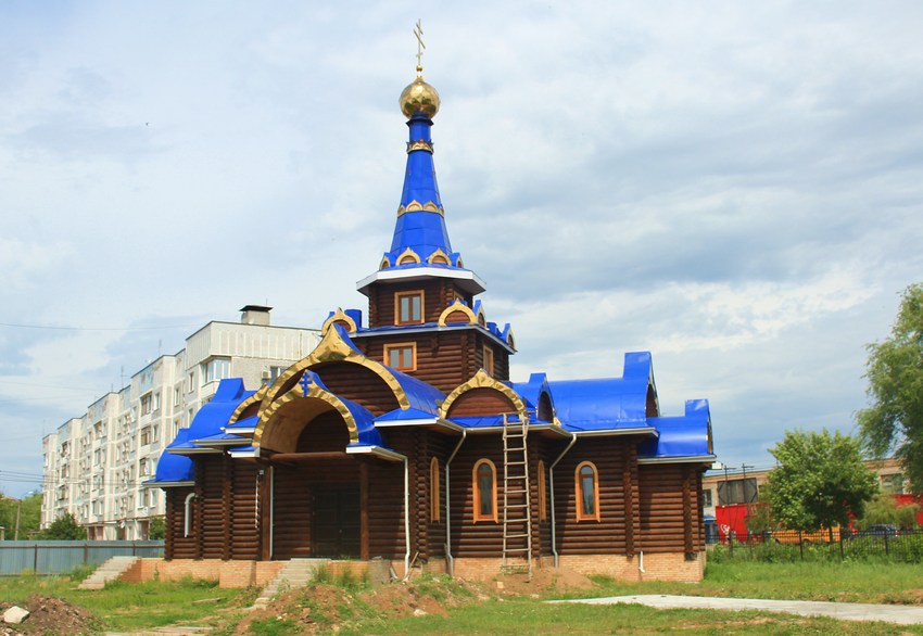 Чапаевск. Церковь Казанской иконы Божией Матери на Берсоле (новая). фасады