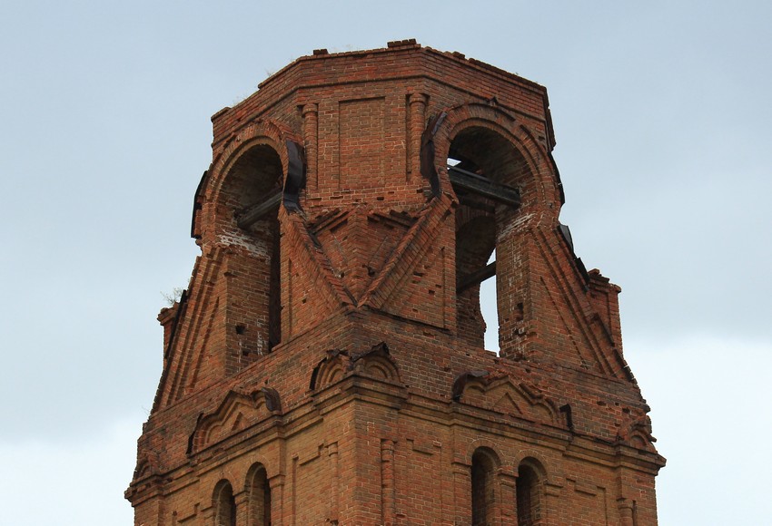 Церковь Михаила Архангела, Дергачи (Красноармейский район, Самарская область). архитектурные детали, Ярус звона колокольни