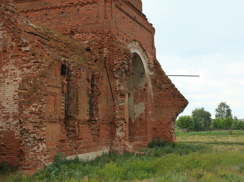 Церковь Михаила Архангела, Дергачи (Красноармейский район, Самарская область). архитектурные детали, Южный фасад