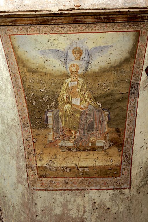 Церковь Михаила Архангела, Дергачи (Красноармейский район, Самарская область). интерьер и убранство, Образ св. ап. Матфея в росписях столпов