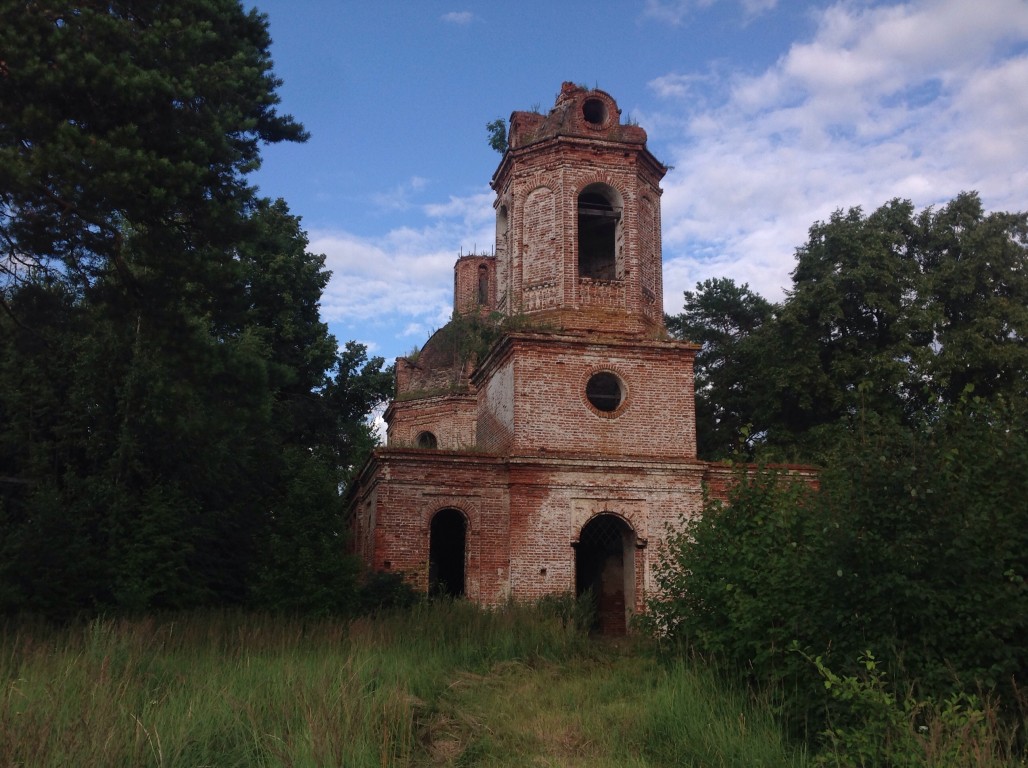 Церковь Троицы Живоначальной, Козьмодемьянское (Уржумский район, Кировская область). фасады