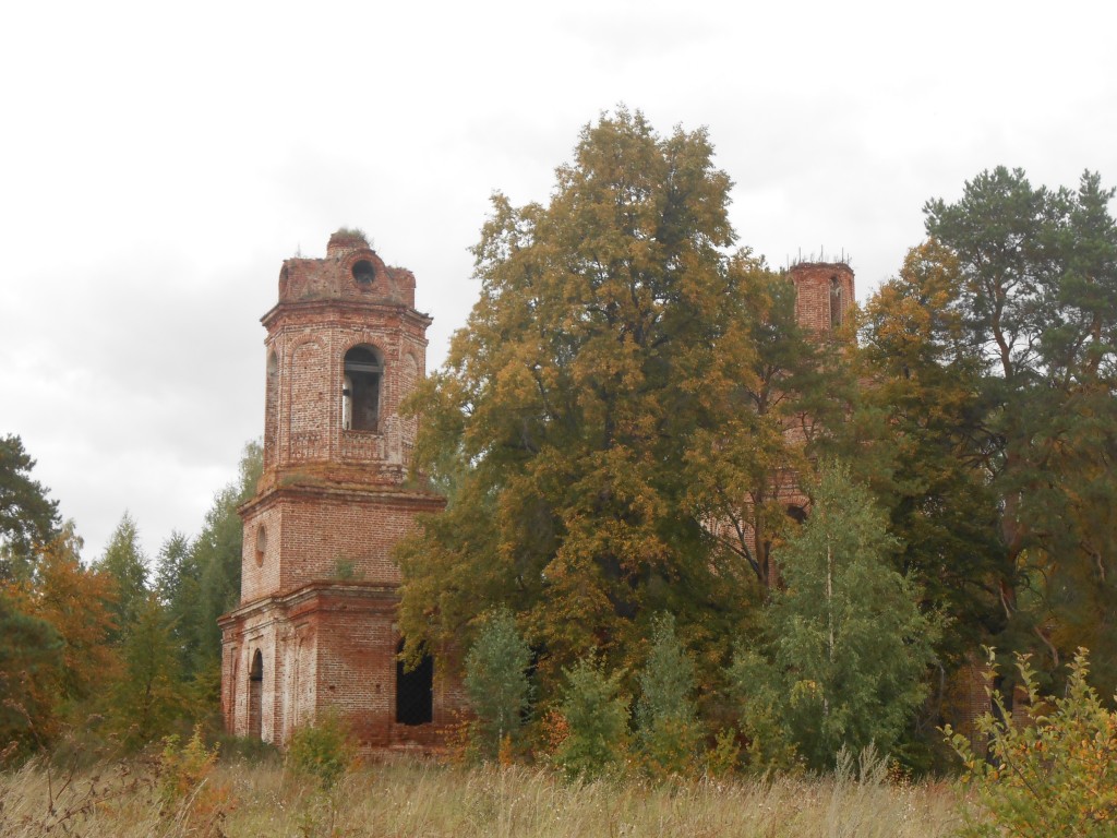 Церковь Троицы Живоначальной, Козьмодемьянское (Уржумский район, Кировская область). фасады