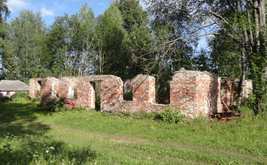 Дмитриевское. Церковь Димитрия Солунского. фасады