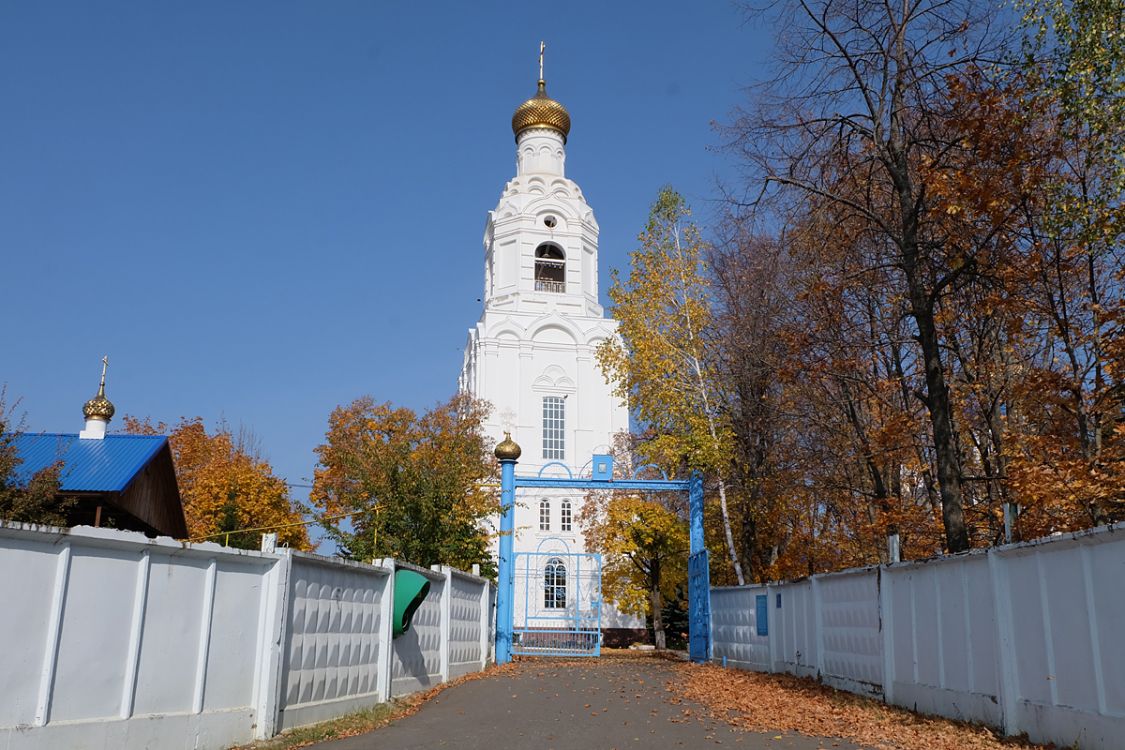 Пайгарма. Пайгармский Параскево-Вознесенский женский монастырь. Колокольня с часовней Николая Чудотворца. фасады