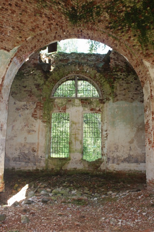 Церковь Митрофана Воронежского, Дубровка, урочище (Сандовский район, Тверская область). фасады