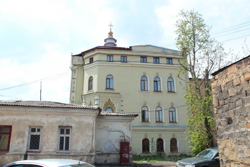 Церковь Владимирской иконы Божией Матери, Иркутск (Иркутск, город, Иркутская область). общий вид в ландшафте, Вид с востока