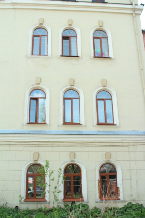 Церковь Владимирской иконы Божией Матери, Иркутск (Иркутск, город, Иркутская область). фасады, Фрагмент восточного фасада