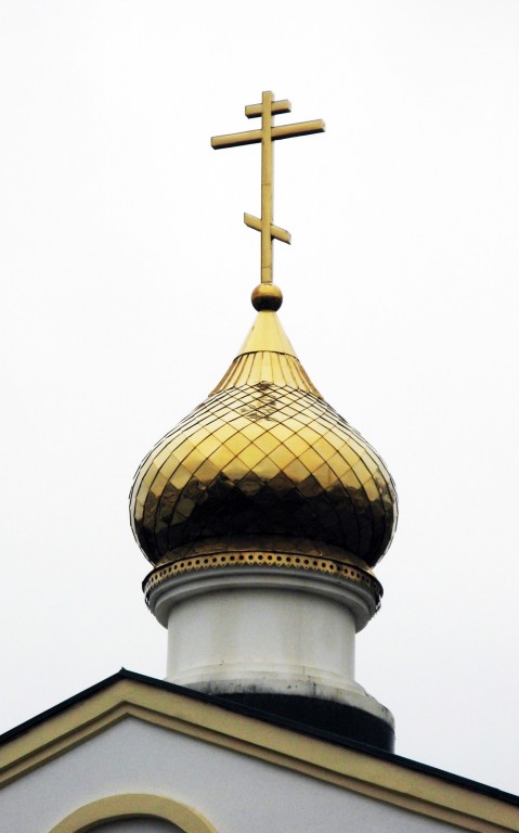 Церковь Богоявления Господня, Саранск (Саранск, город, Республика Мордовия). архитектурные детали, Навершие духовно-просветительского центра с церковью Богоявления Господня