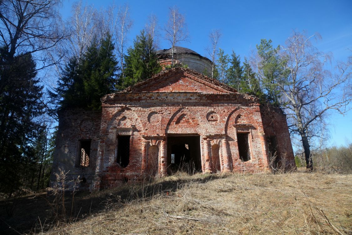 Церковь Воскресения Христова, Валуево, урочище (Чухломский район, Костромская область). фасады