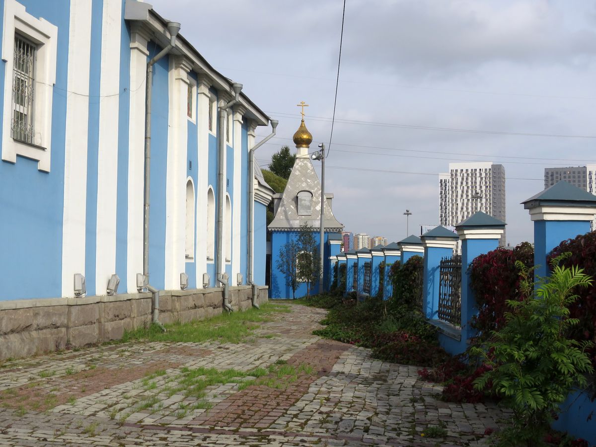 Паломническая часовня при церкви Владимирской иконы Божией Матери, Мытищи (Мытищинский городской округ и гг. Долгопрудный, Лобня, Московская область). фасады