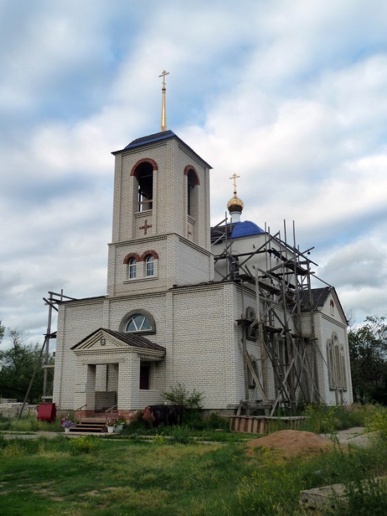 Церковь Николая Чудотворца (новая), Приволжье (Приволжский район, Самарская область). документальные фотографии