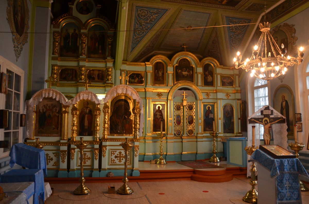 Южный иконостас, интерьер и убранство. Церковь Покрова Пресвятой Богородицы, Волчанка (Красноармейский район, Самарская область)