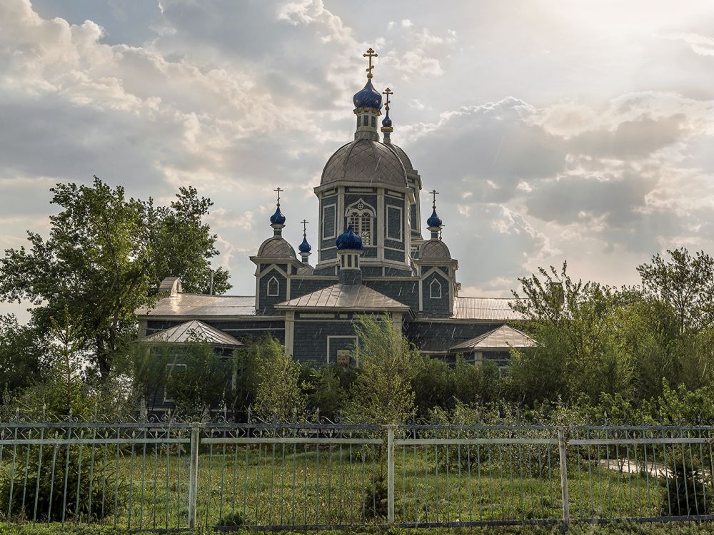 Церковь Михаила Архангела, Высокое (Пестравский район, Самарская область). фасады