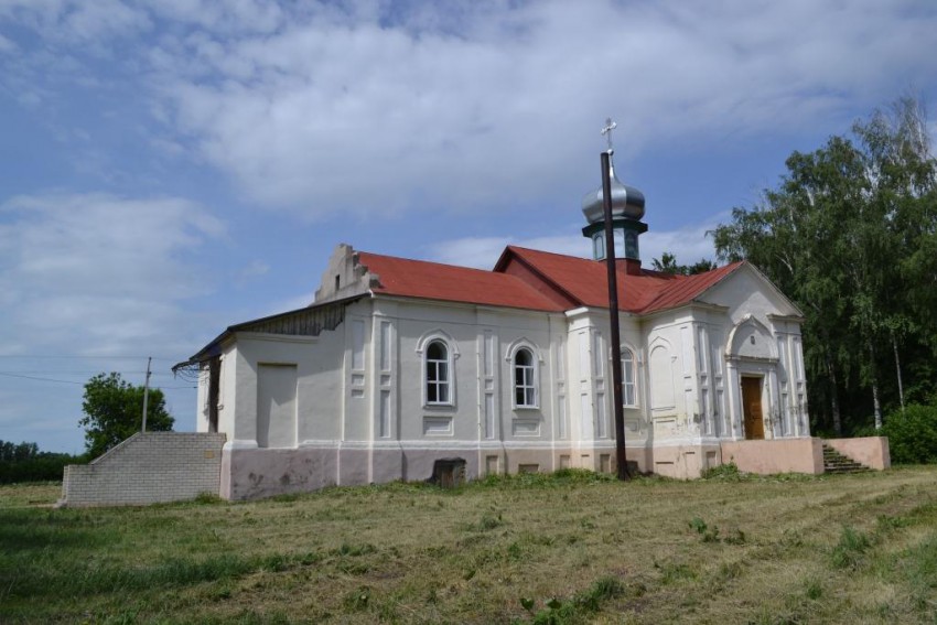 Малый Снежеток. Церковь Николая Чудотворца. фасады