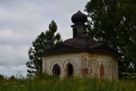 Филинская. Часовня Флора и Лавра