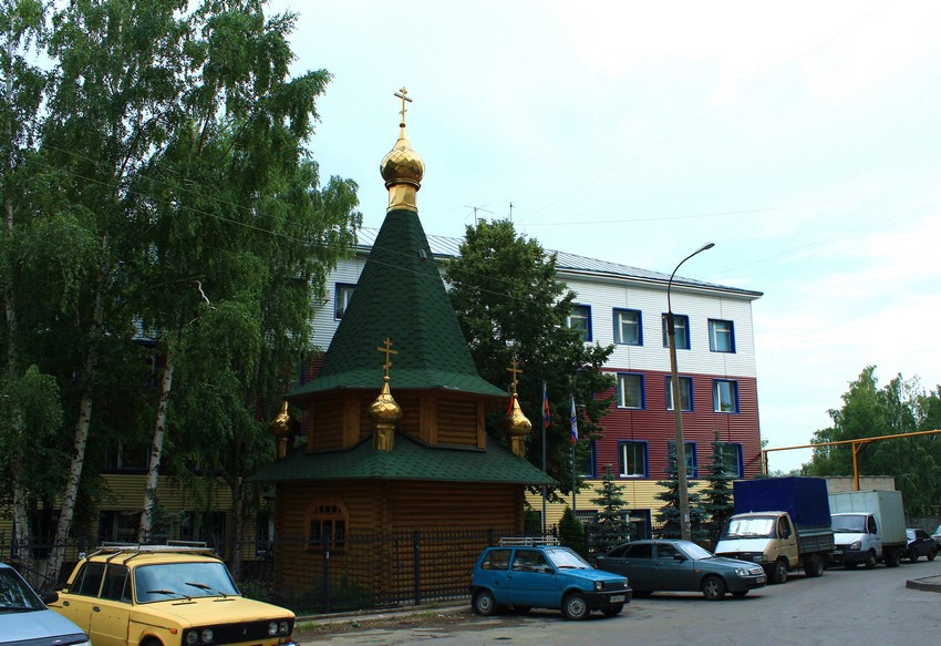 Часовня Ирины великомученицы, Ульяновск (Ульяновск, город, Ульяновская область). общий вид в ландшафте