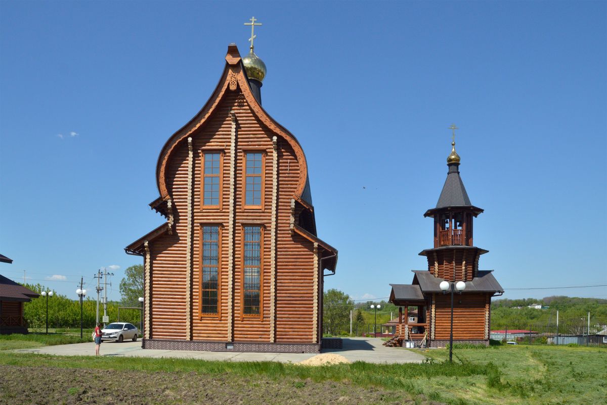 Церковь Николая Чудотворца, Архангельское (Хохольский район, Воронежская область). фасады, Общий вид на ландшафте