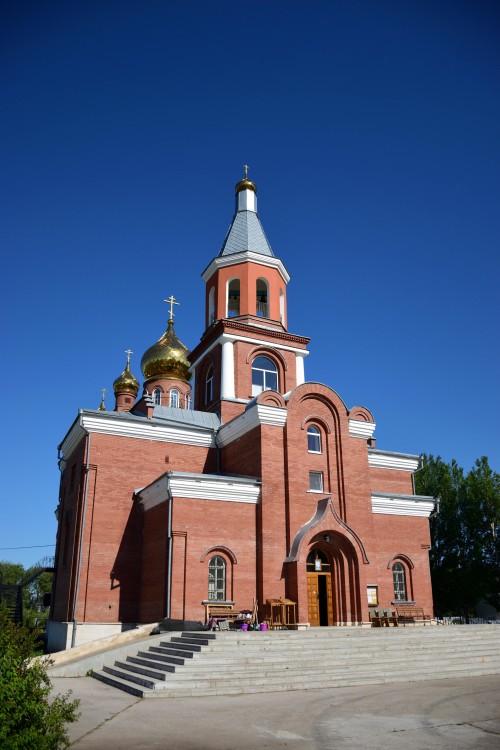Церковь Сошествия Святого Духа, Чёрновский (Волжский район, Самарская область). фасады