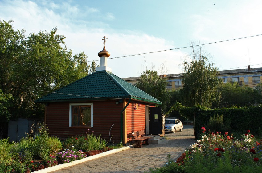 Церковь Пантелеимона Целителя при Центральной городской больнице, Сызрань (Сызрань, город, Самарская область). дополнительная информация, Церконая лавка
