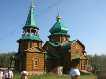 Серафимовский монастырь. Церковь Серафима Саровского, Татьяновский (Марьяновский район, Омская область). фасады, храм Святого Серафима Саровского в Свято-Серафимовском монастыре