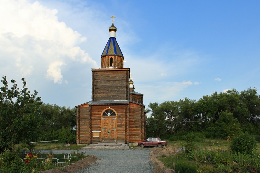 Новокашпирский. Церковь Феодоровской иконы Божией Матери. фасады