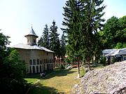 Троицкий женский монастырь. Церковь Троицы Живоначальной - Рудь - Сорокский район - Молдова