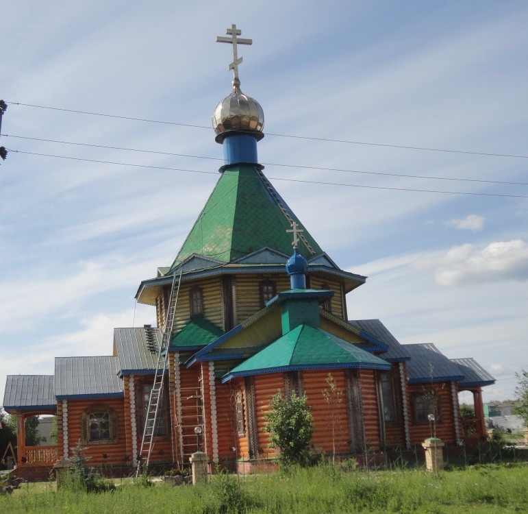 Пруды. Церковь Георгия Победоносца. фасады