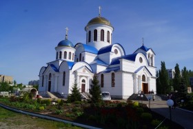 Тольятти. Церковь Покрова Пресвятой Богородицы