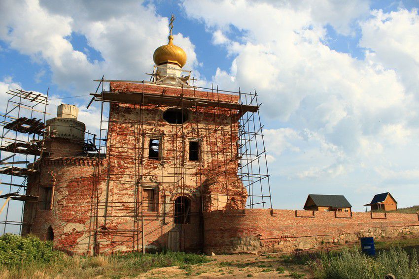 Кашпирский монастырь, урочище. Симеоновский Благовещенский мужской монастырь. Церковь Благовещения Пресвятой Богородицы. фасады