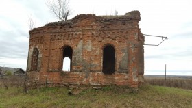 Перевалова. Часовня Георгия Победоносца, Петра и Павла и Иоанна Богослова