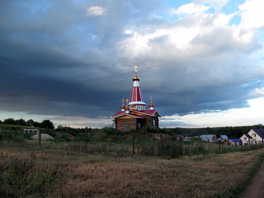 Свободные Ключи. Церковь Николая Чудотворца. общий вид в ландшафте