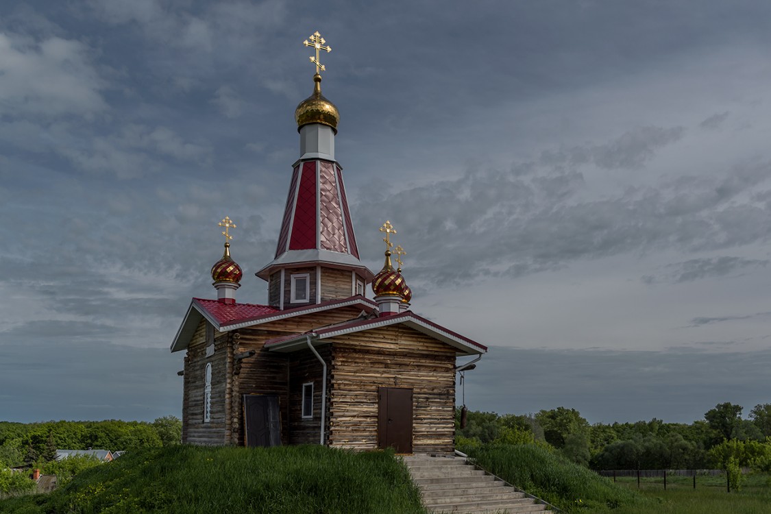 Свободные Ключи. Церковь Николая Чудотворца. общий вид в ландшафте