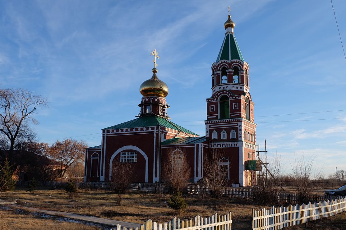 Церковь Михаила Архангела, Лозовка (Кинель-Черкасский район, Самарская область). фасады