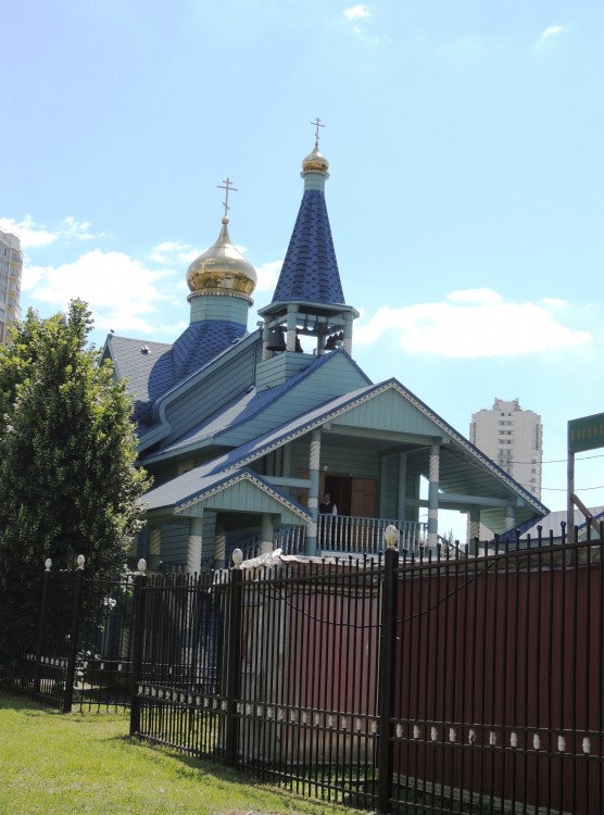 Марьино. Церковь Жён-мироносиц в Марьине. фасады