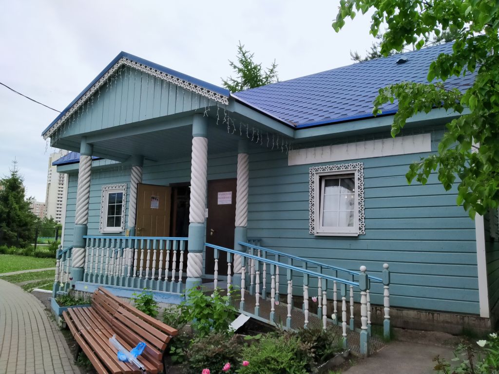 Церковь Жён-мироносиц в Марьине, Марьино (Юго-Восточный административный округ (ЮВАО), г. Москва). дополнительная информация, дом причта