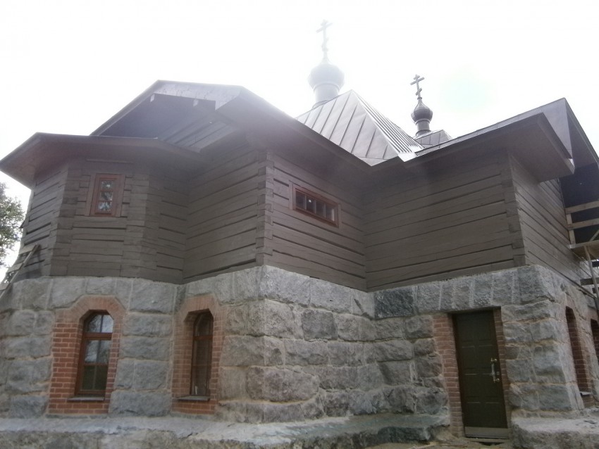 Церковь Троицы Живоначальной, Огоньки (Выборгский район, Ленинградская область). архитектурные детали, Вид с северо-востока
