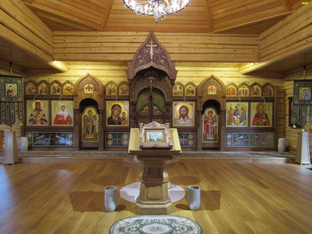 Церковь Троицы Живоначальной, Огоньки (Выборгский район, Ленинградская область). интерьер и убранство, Интерьер 2-го яруса