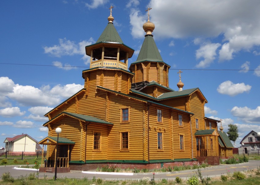 Верхняя Верея. Церковь Сергия Радонежского. фасады